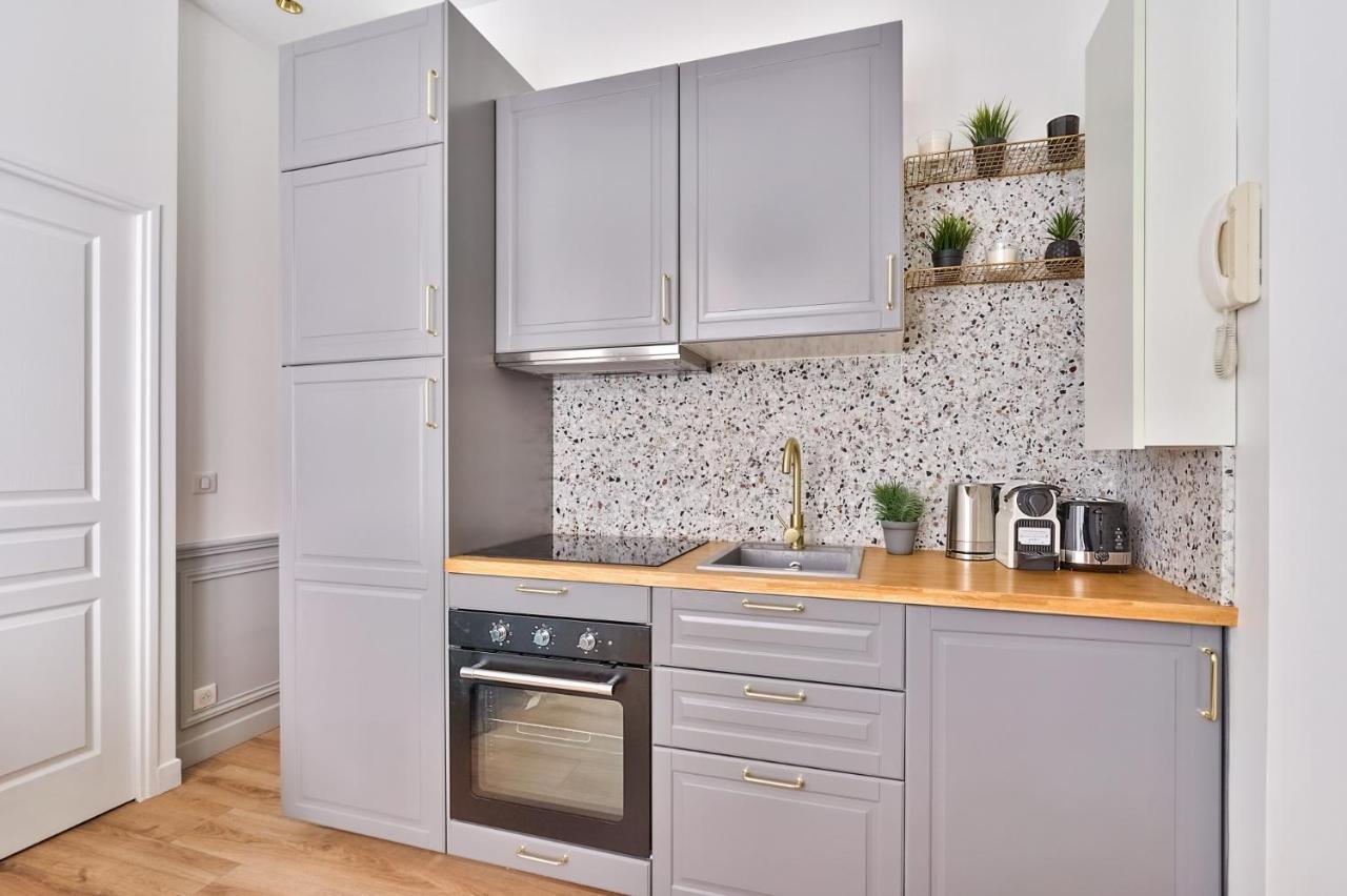 Newly Renovated ! Stunning 2Br Apt In The Heart Of Paris 15 Exterior foto
